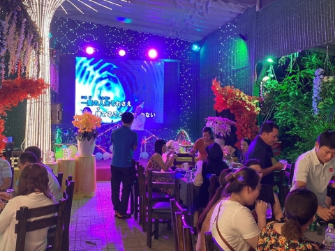 Tiệc  Sinh  Nhật