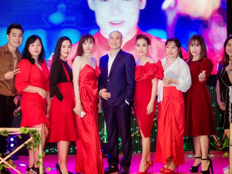 Team Excede và Gia Tộc Hana tại Nhà Hàng 39