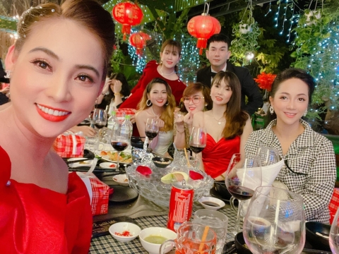 Team Excede và Gia Tộc Hana tại Nhà Hàng 39